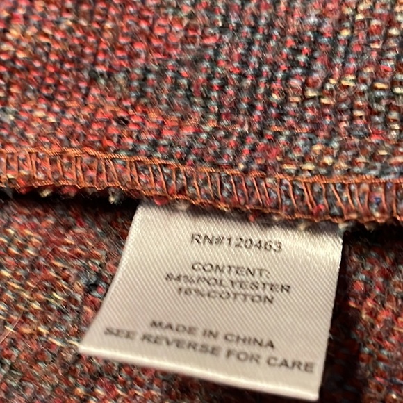 Zip front blazer/jacket of muted fall colors. Unlined. Side pockets. Size L - Picture 6 of 6